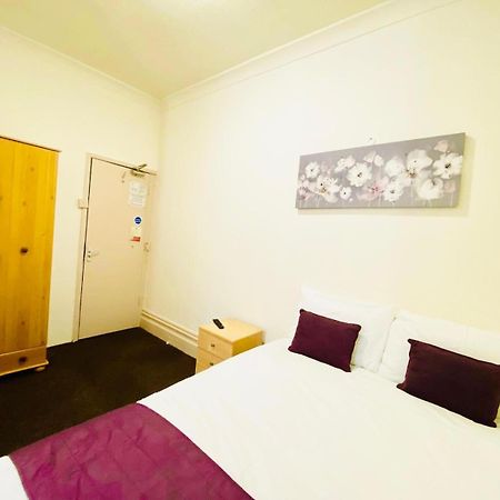 Beach Blackpool Hotel - Great Location, Comfortable Beds エクステリア 写真